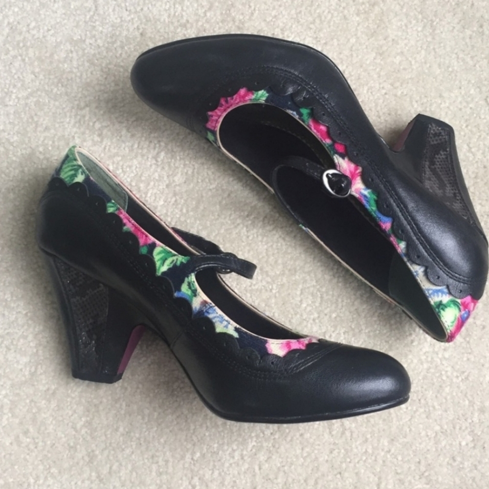 Poetic License London Black & Floral Heals